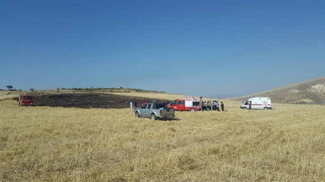 Adıyaman’ın Besni ilçesinde eğitim uçağı düştü.