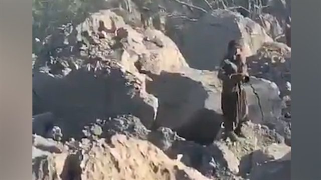 Siirt'te kadın teröristin teslim olma anı