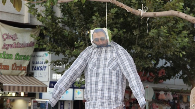 Minik Eylül’ün katil zanlısının maketini ağaca astılar