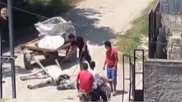 Can çekişen ata böyle işkence etti!