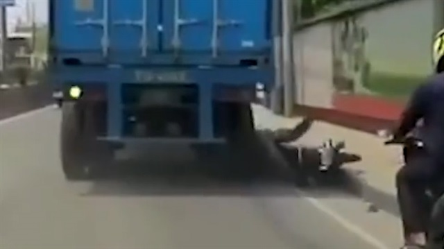 Kafasını kamyon ezen adamın mucize kurtuluşu