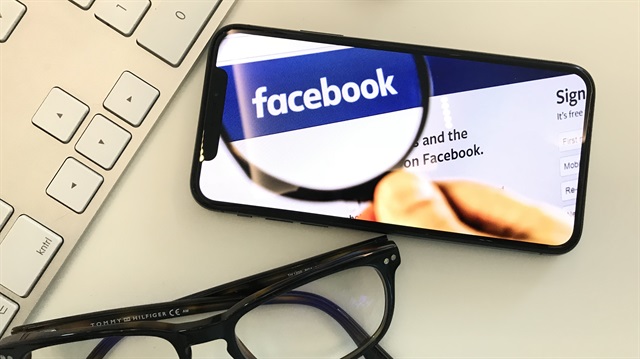 Android cihazlarda Facebook'un mikrofonla sesleri toplamadığı ve herhangi bir üçüncü partiye ses dosyası yollamadığı ortaya çıktı. Fotoğraf: Mustafa Kalkan