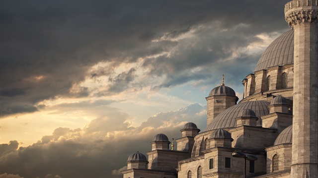 Diyanet İşleri Başkanlığı, hutbe konusunu "Allah’ın Rızasına Ulaştıran Salih Ameller" olarak belirledi.