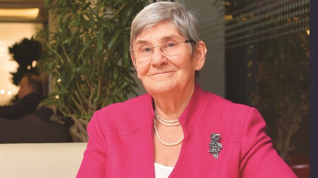 Canan Karatay Evimde bulaşık makinesi dahi yok Canan Karatay Evimde bulaşık makinesi dahi yok