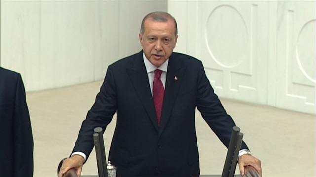 Türkiyenin ilk Başkanı böyle yemin etti!