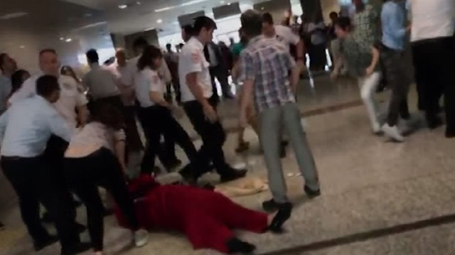 İstanbul Adliyesinde tekme tokat kavga