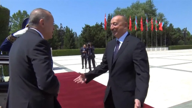 İlham Aliyev, Tayyip Erdoğanı böyle karşıladı