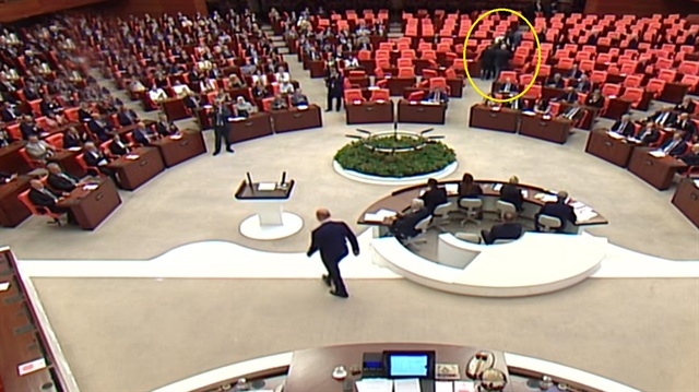 Süleyman Soyluyu gören CHPliler böyle kaçtı!