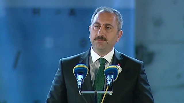 Adalet Bakanı Abdülhamit Gül Srebrenitsa kurbanlarını andı