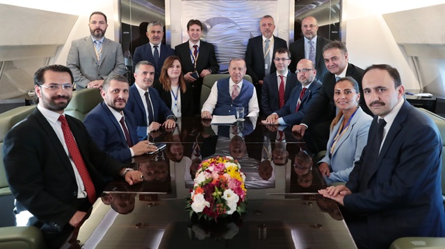 Başkan Erdoğan, Azerbaycan ve KKTC dönüşü uçakta gazetecilere açıklamalarda bulundu.