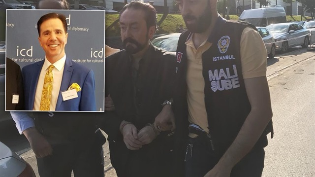 Babuna, sabah saatlerinde gözaltına alınan Adnan Oktar'ın yakın çevresinde yer alıyordu.