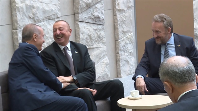 Başkan Erdoğan'ın Aliyev ve İzetbegovic ile samimi sohbeti