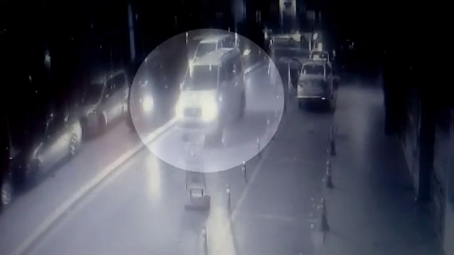 Uber dehşeti: Sarı taksiye ateş açtılar!