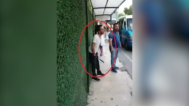 Kahyanın bonzai içen genci ayıltma şekli sosyal medyayı salladı