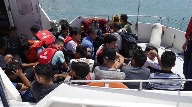 Çanakkale'de 42 kaçak göçmen yakalandı