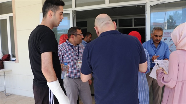 Kolunda alçı olan Furkan Uzunoğlu sınava alınmadı.