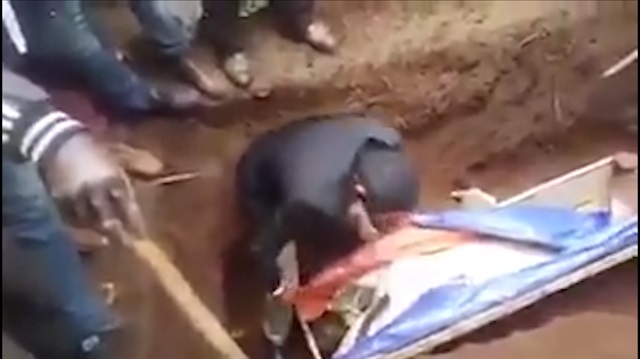 Kendini peygamber ilan eden sahtekarın ölüyü diriltme çabası