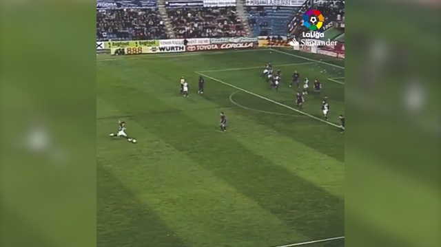Nihat Kahveci'ye özel video: Türk stili gol atma sanatı