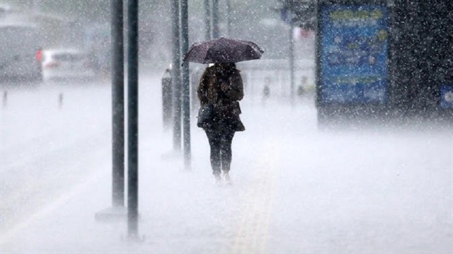 Meteorolojiden bazı illere kuvvetli yağış uyarısı yapıldı.