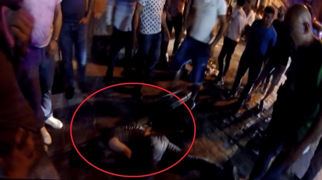 Uyuşturucu komasındaki genç kendini yerden yere vurdu