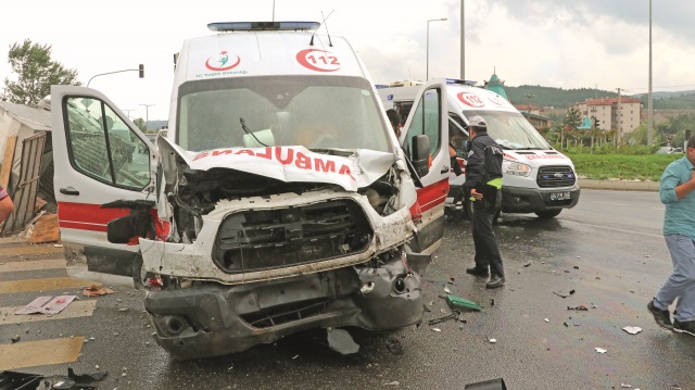 Yaralılar, olay yerinde yapılan ilk müdahalenin ardından ambulanslarla Bolu’daki çeşitli hastanelere kaldırılarak tedavi altına alındı