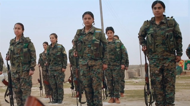 YPG çocukları kamplardan kaçırarak saflarına katıyor
