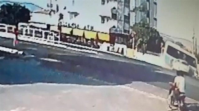 Kırmızı ışık ihlali faciaya neden oldu: 6 yaralı