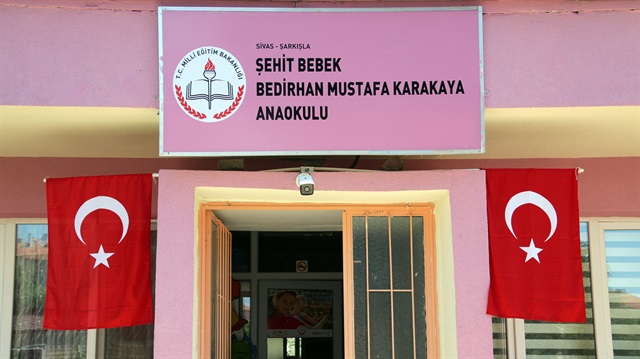 Yıldırım Mahallesi'nde bulunan Merkez Anaokulu'na, "Şehit Bebek Bedirhan Mustafa Karakaya Anaokulu" ismi verildi.
