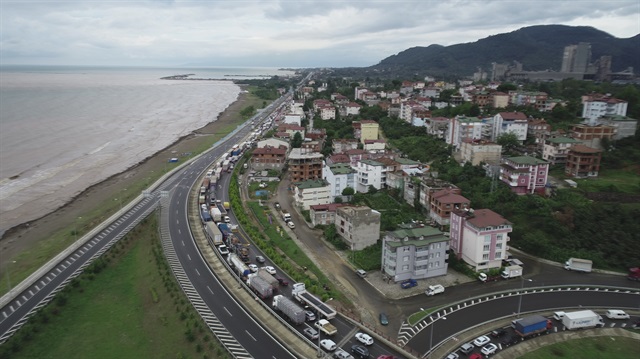 Samsun-Ordu Karayolu'nda araç geçişleri durdurulmuştu.