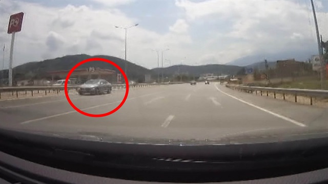 Ters şeritte ölümüne yolculuk kamerada