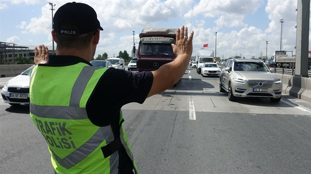 İstanbul'un 39 ilçesinde Kurt Kapanı-21 operasyonu düzenlendi.