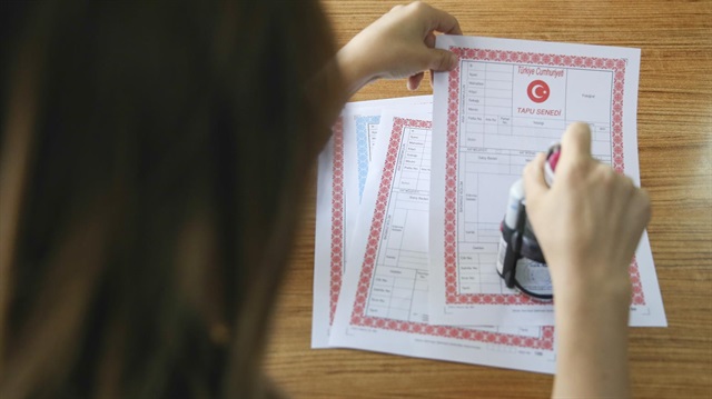 Tapu işlemi sırasındaki mağduriyetinin giderilmesini isteyen Gül ailesi yetkililerden çözüm bekliyor.