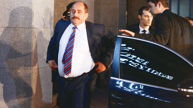 FETÖ'nün firari savcısı Zekeriya Öz, kumpas davalarının en önemli isimlerinden biriydi.