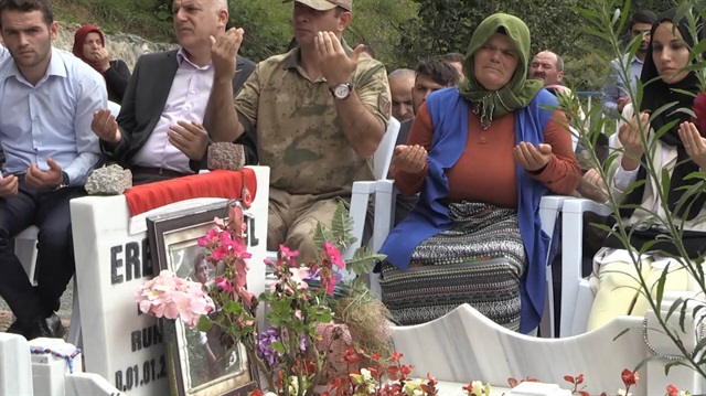 Eren Bülbül'ün şehadetinin ilk yıldönümünde gözyaşları sel oldu