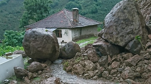 Orduda 18 ev boşaltıldı 33