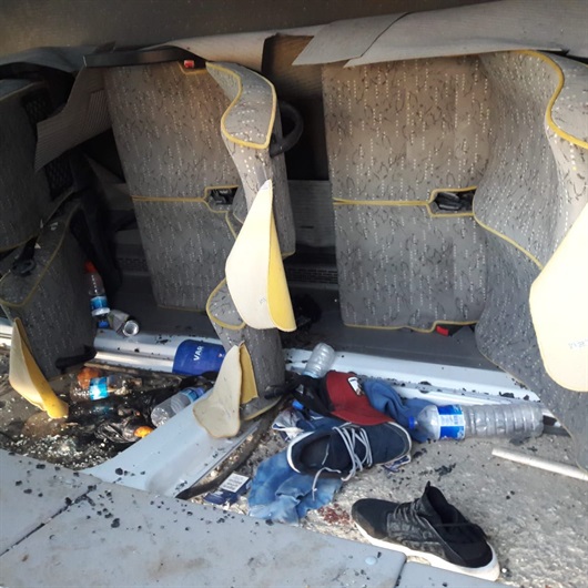 Malatyaspor taraftarını taşıyan minibüs devrildi: 2'si ağır 17 yaralı