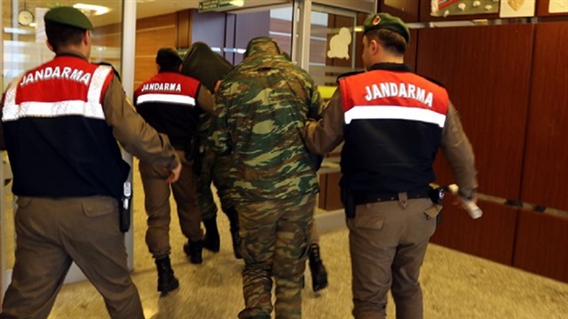 Askeri yasak bölgede yakalanan 2 Yunan askeri dün tutuklanmıştı.