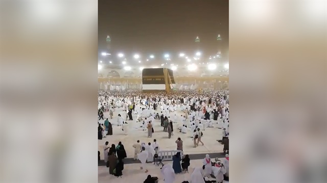 Arafat'ta sağanak ve fırtınanın etkili olduğu o anlar