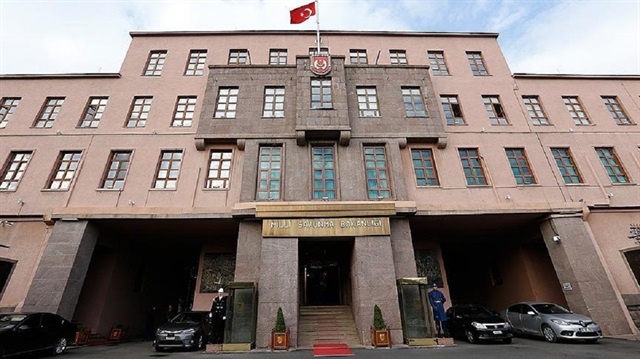 The national Ministry of Defense responds to Greece