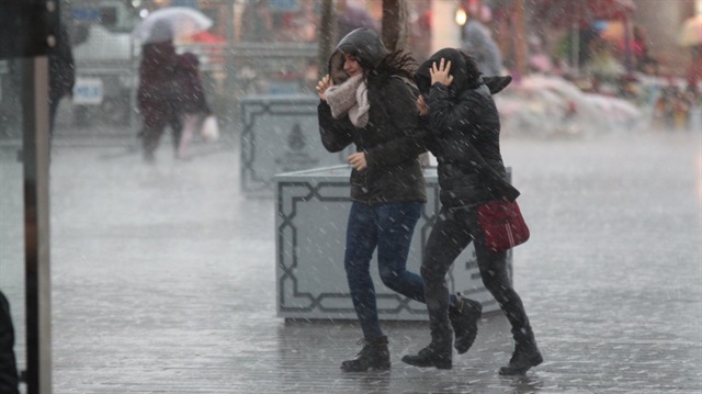 Meteoroloji'den sağanak yağış uyarısı