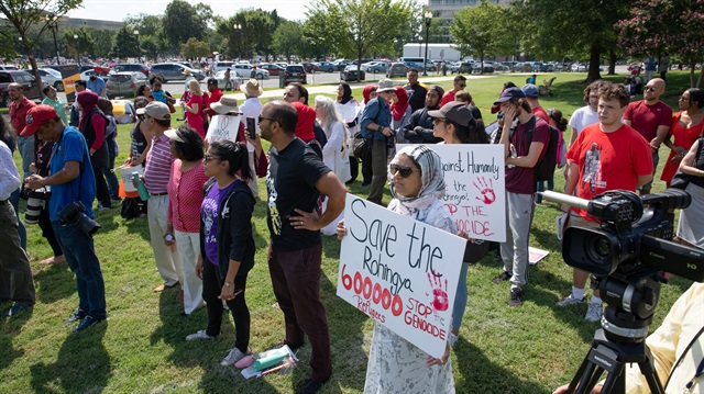 Protest in Washington in solidarity with Rohingya Muslims
