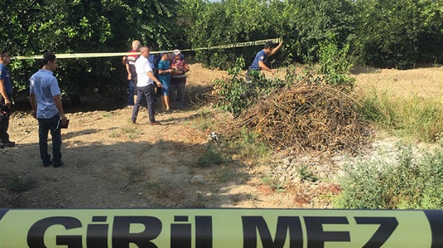 Portakal bahçesinde ceset bulundu.