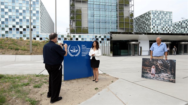 Lawyer Nitsana Sarshan-Leitner protests against Hamas Leaders in front the International Criminal Court (ICC) in the Hague, Netherlands September 3, 2018. 

