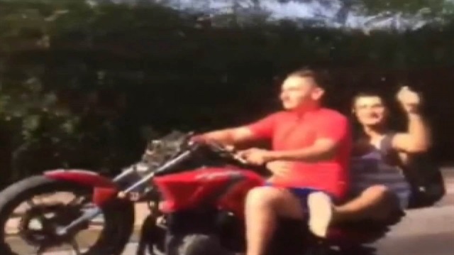 Ön kaldırarak poz vermenin sonu kötü bitti