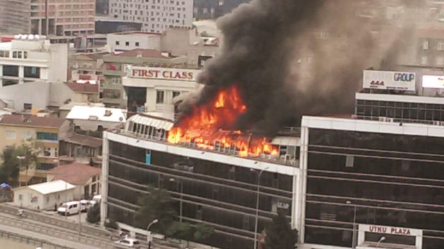 Yangın, itfaiyenin yoğun çabası sonucu kısa sürede kontrol altına alınarak söndürüldü.