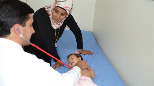 Kalbinde 9 adet tümör ile doğan bebek sağlığına kavuşuyor.