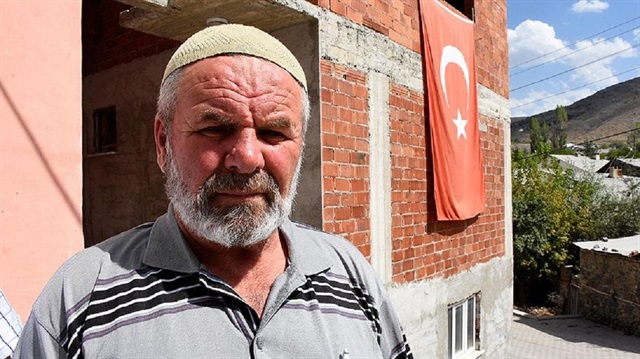 Abdulvahid Tanış, 6 Kasım 2017'de, kendisinin kullandığı 10 DP 401 plakalı otomobilin Kızıltepe-Nusaybin karayolunda şarampole devrilmesi sonucu şehit düştü.