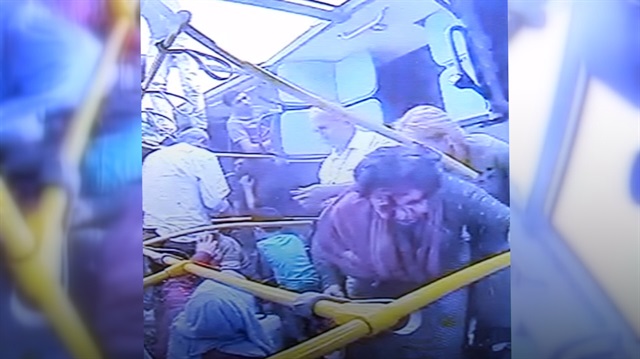 Manisa'da yürekleri ağza getiren korkunç kaza anı