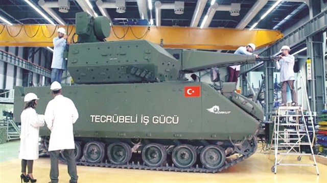 900 şüpheliyle ilgili soruşturmalar yürütülüyor.