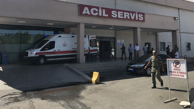 EYP'li saldırının ardından yaralanan askerler hastaneye kaldırıldı.